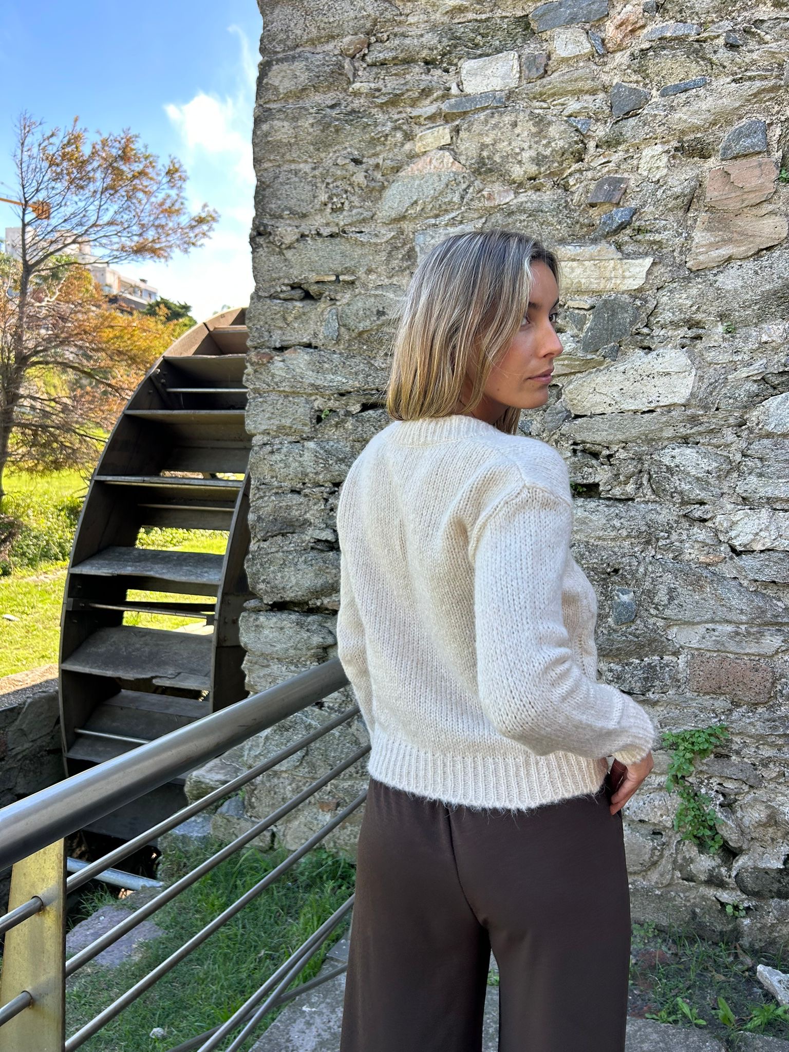 67b7f340-5587-4a0d-bb44-4fba9bb246f6